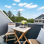 Theviewc06 *